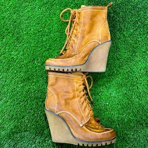 Lace up wedge tassel booties - size 35